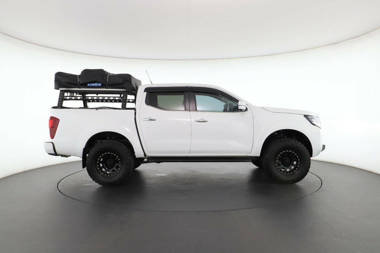 Nissan Navara image 3