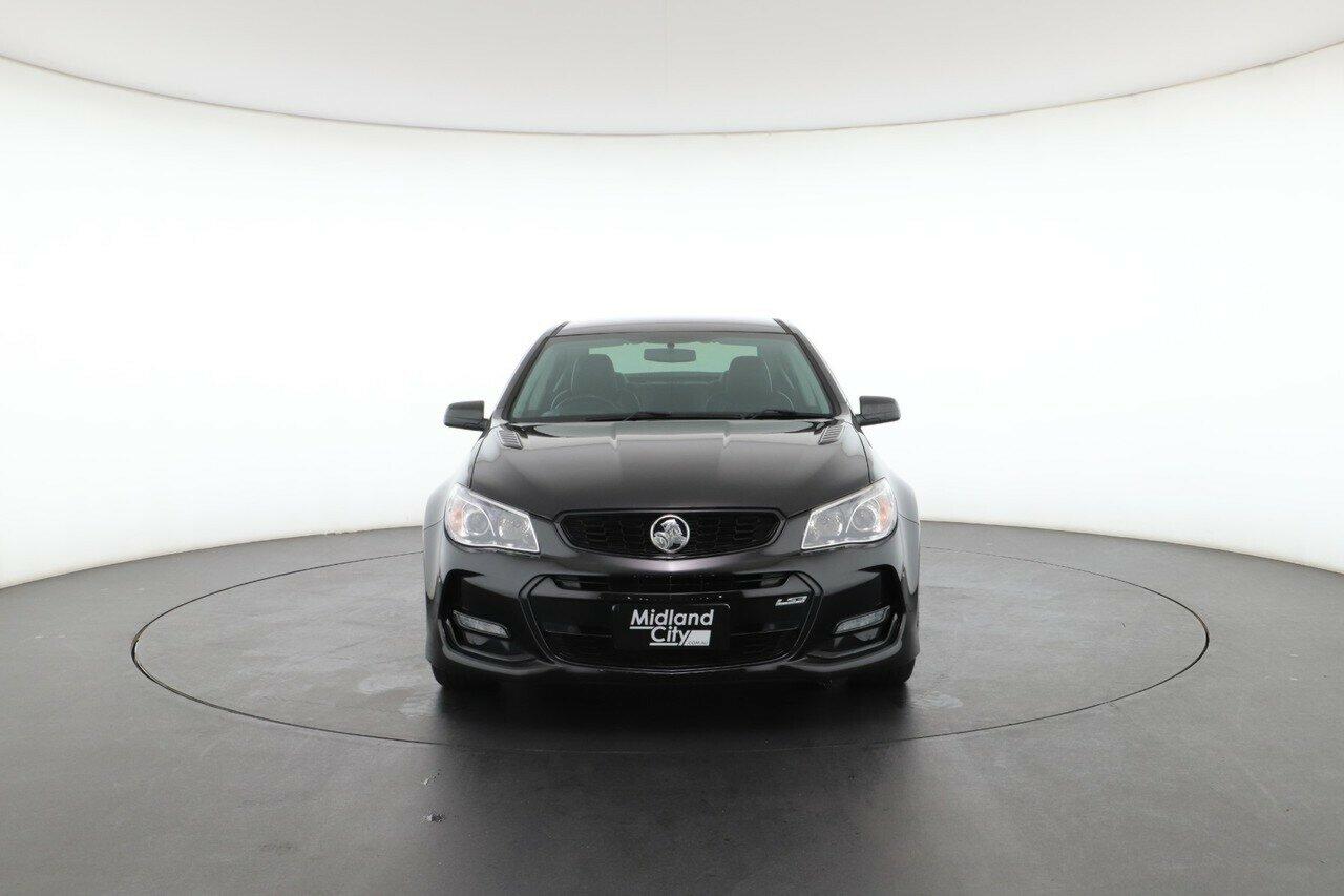 Holden Commodore image 4