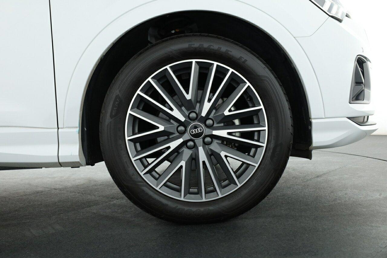 Audi Q3 image 3