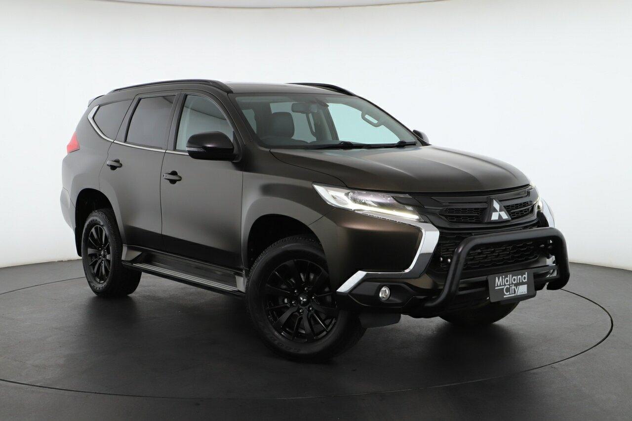 Mitsubishi Pajero Sport image 1