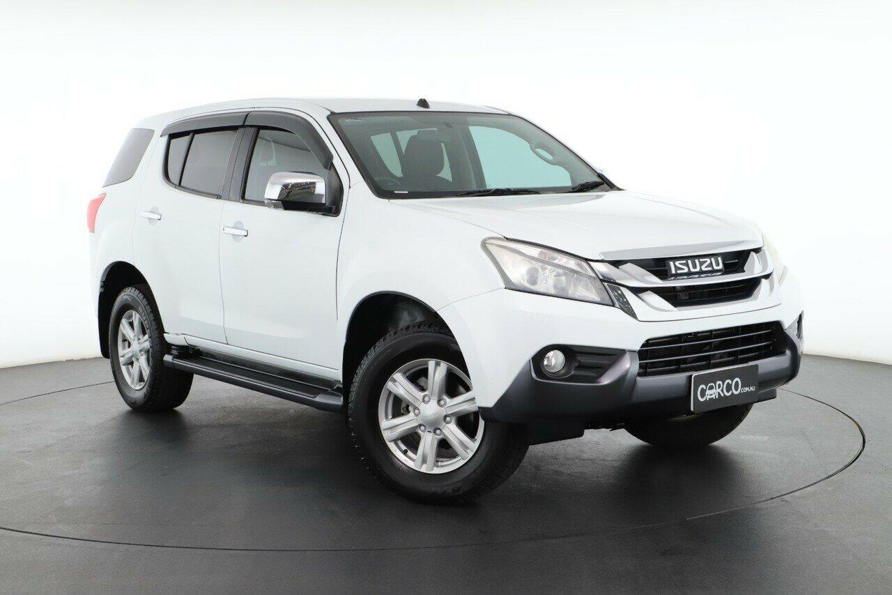 Isuzu Mu-x image 1