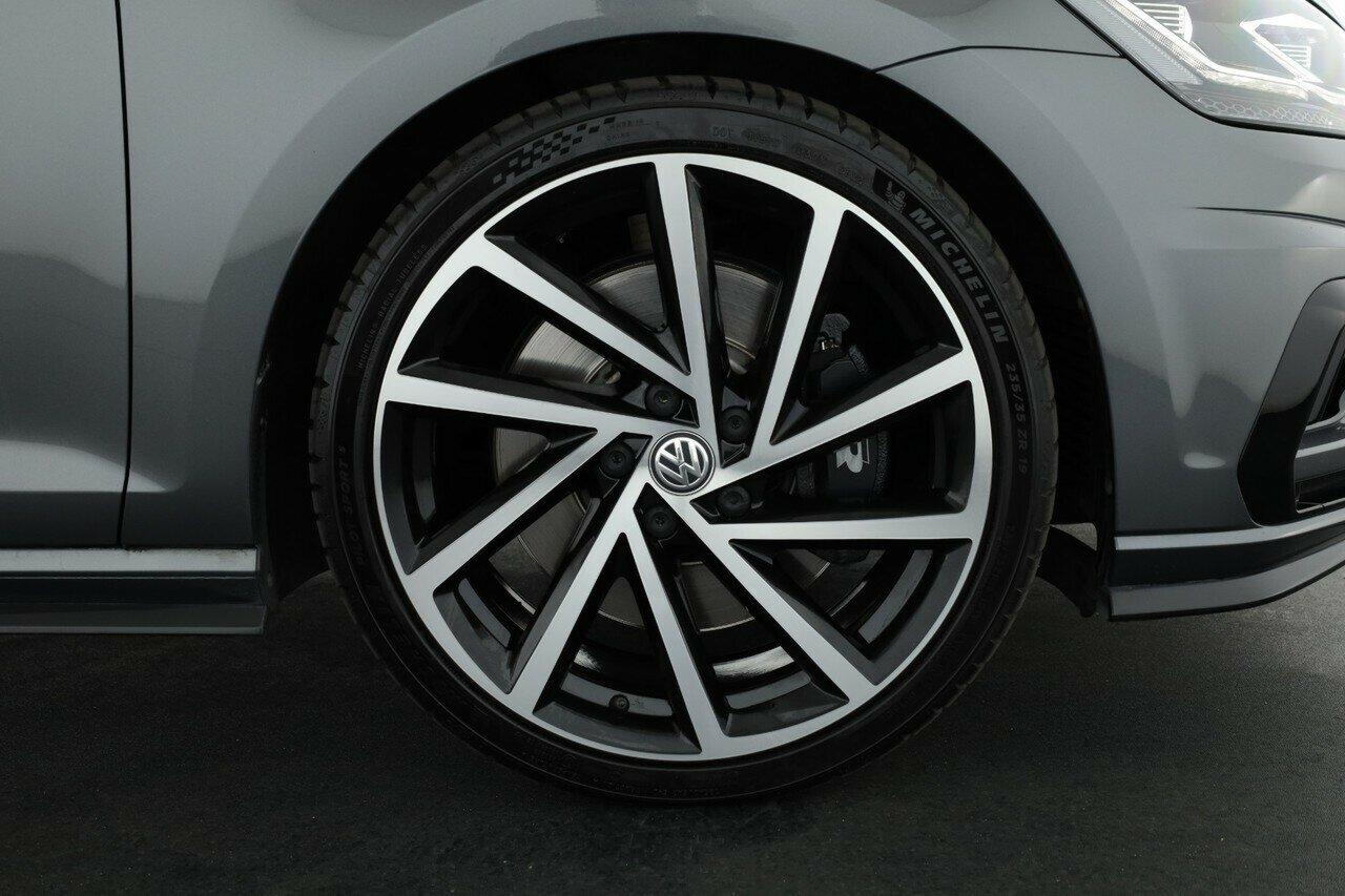 Volkswagen Golf image 3