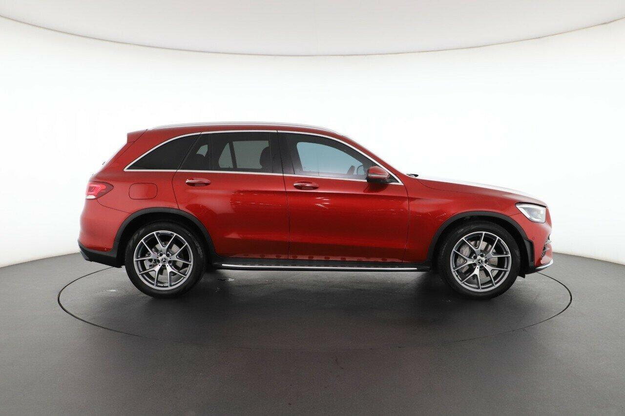 Mercedes Benz Glc-class image 3