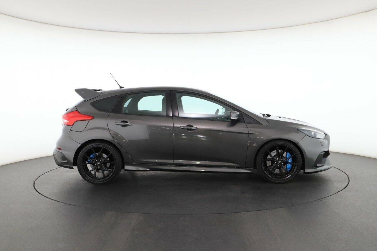 Ford Focus image 2