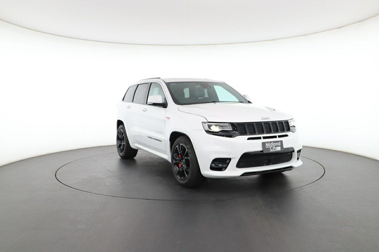 Jeep Grand Cherokee image 4
