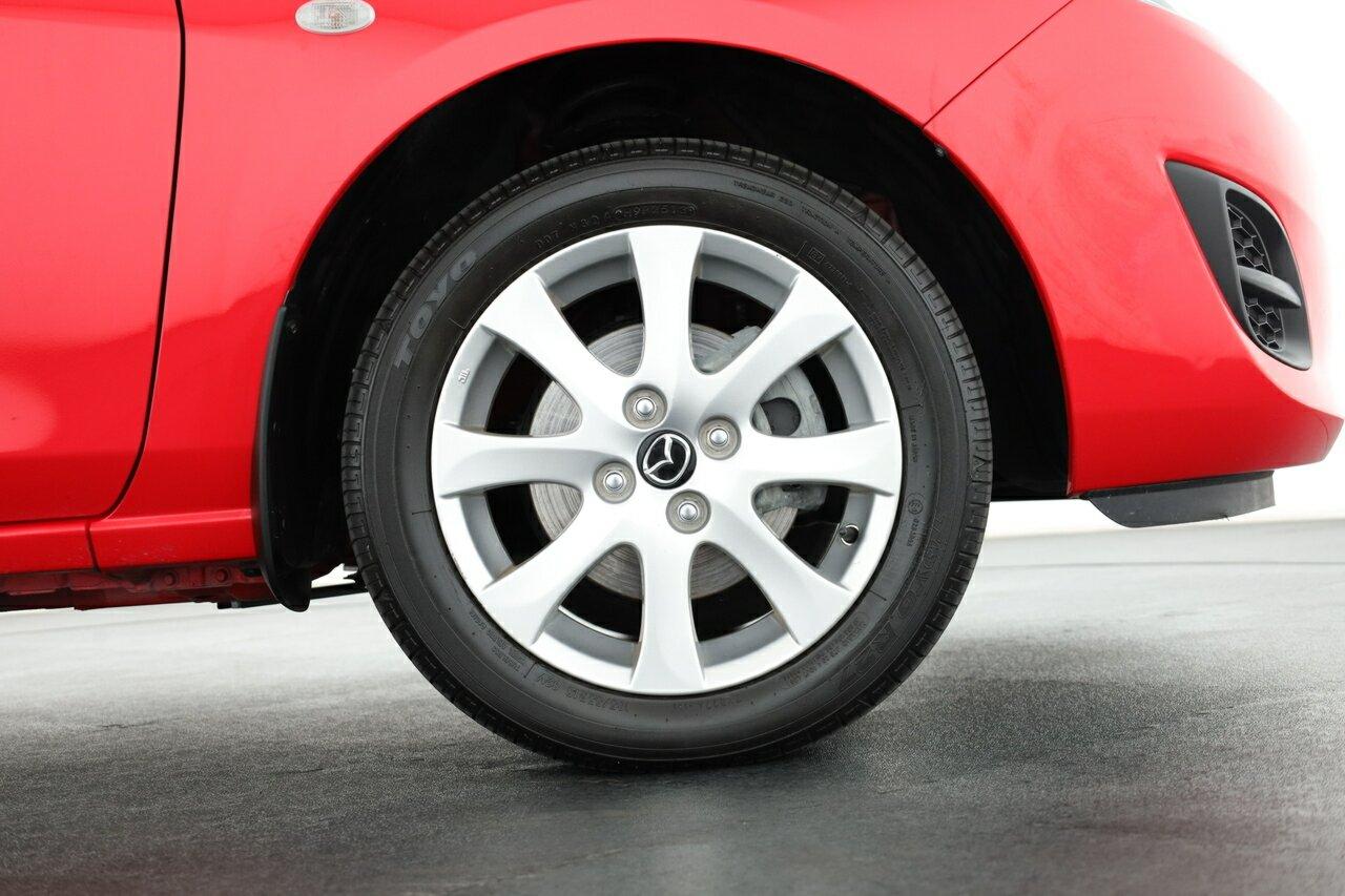 Mazda 2 image 3