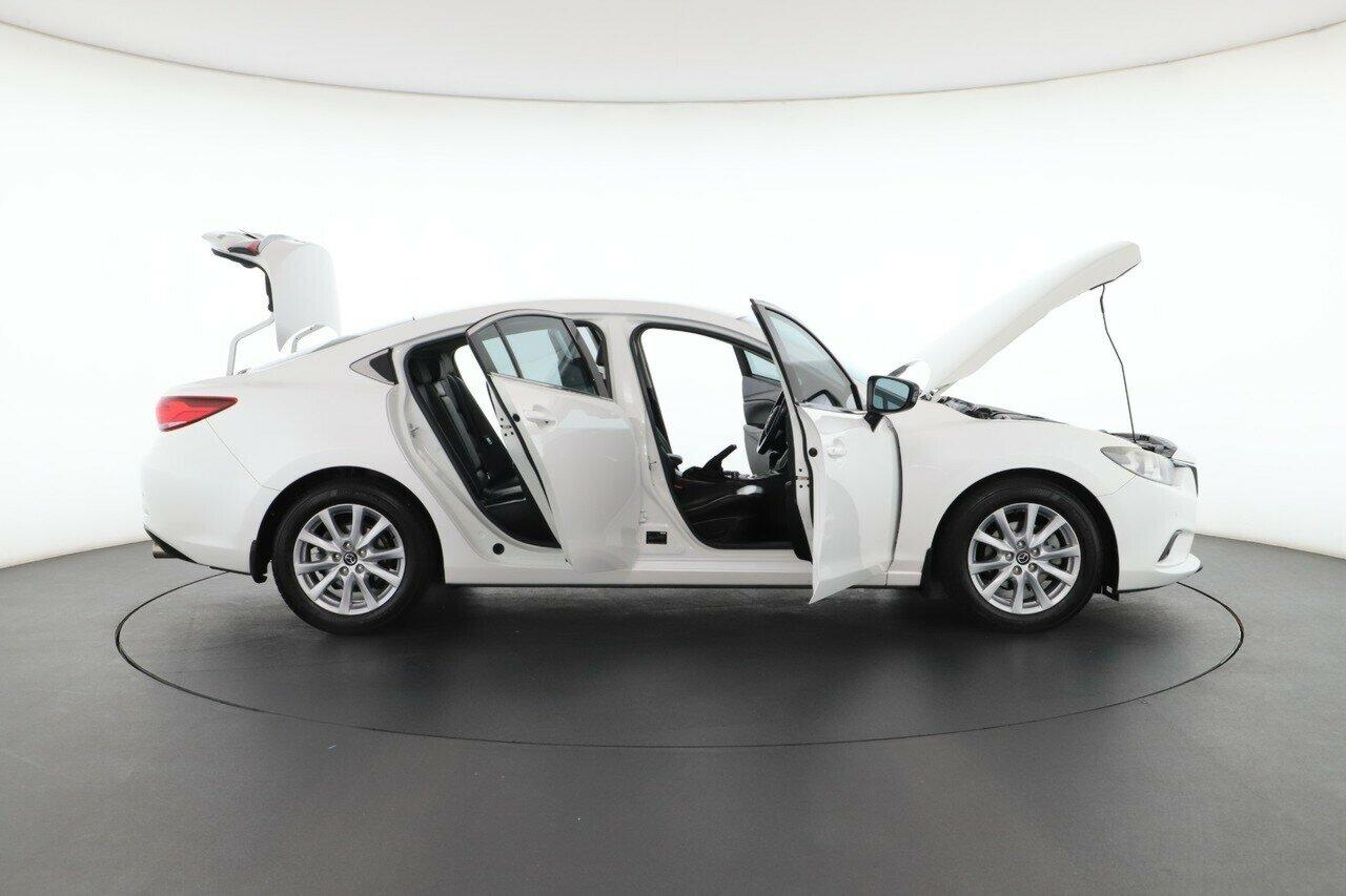 Mazda 6 image 3