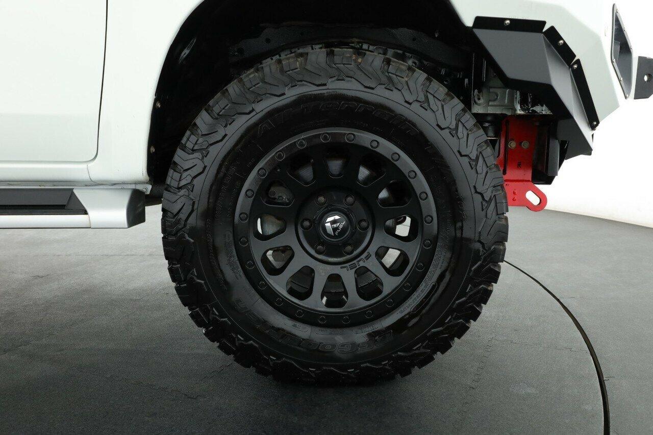 Mitsubishi Triton image 3