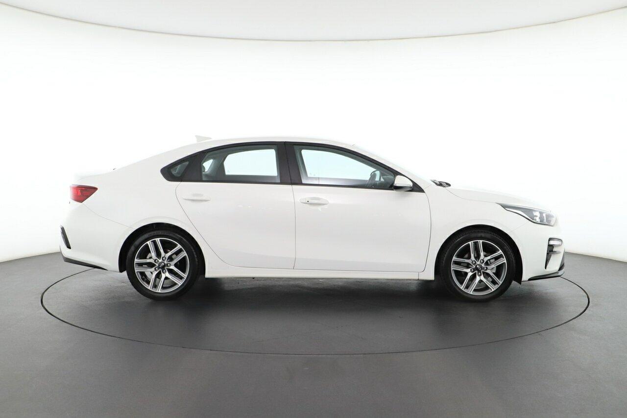 Kia Cerato image 2