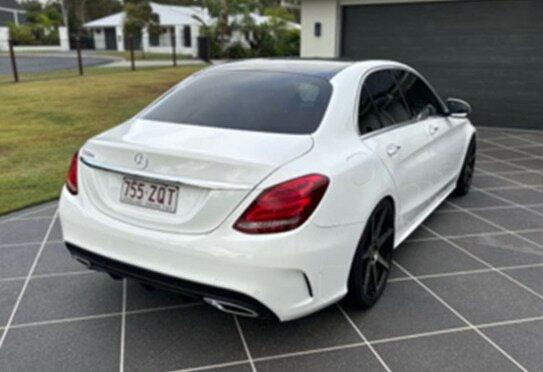 Mercedes Benz C-class image 3