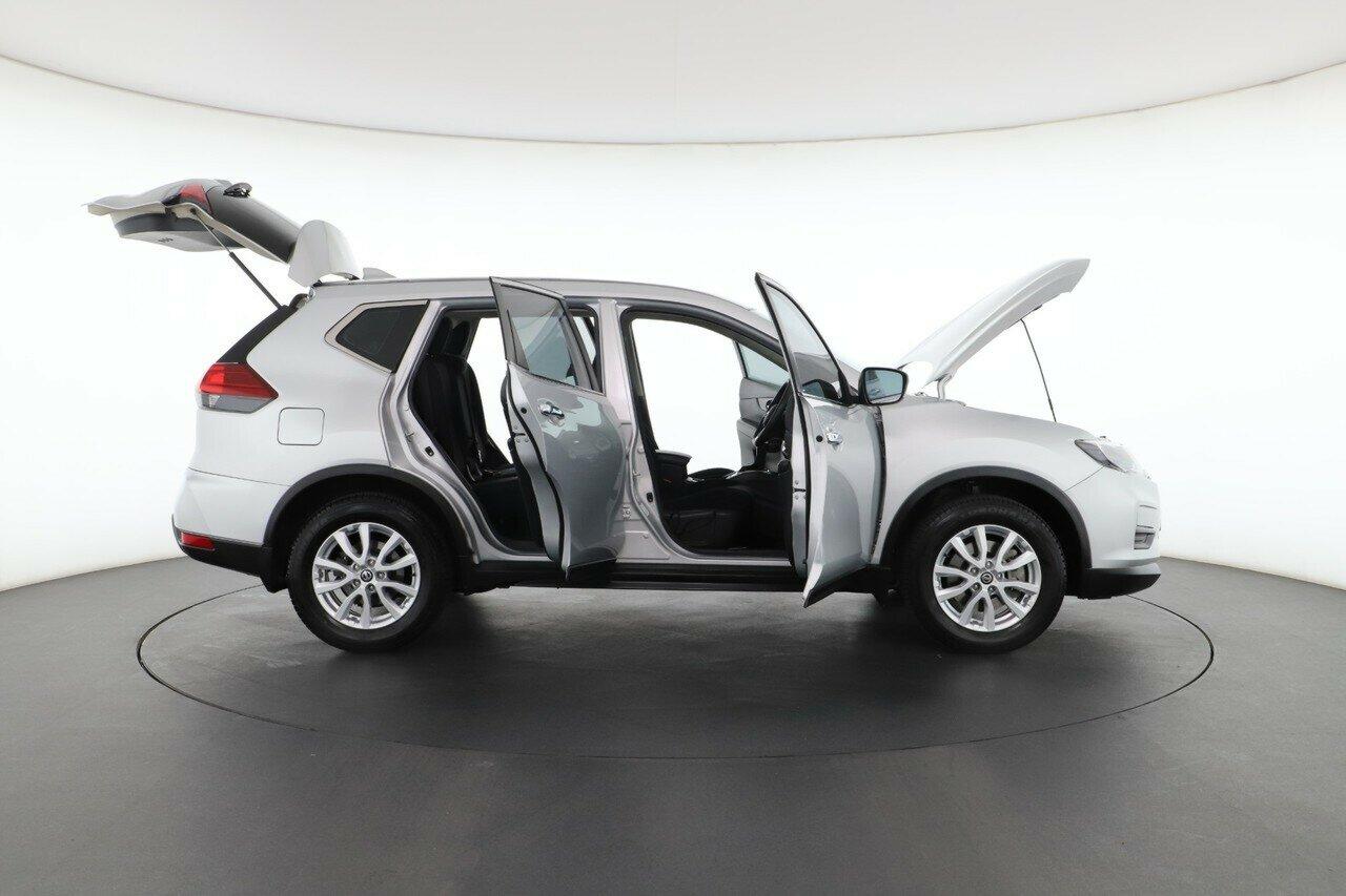Nissan X-trail image 3