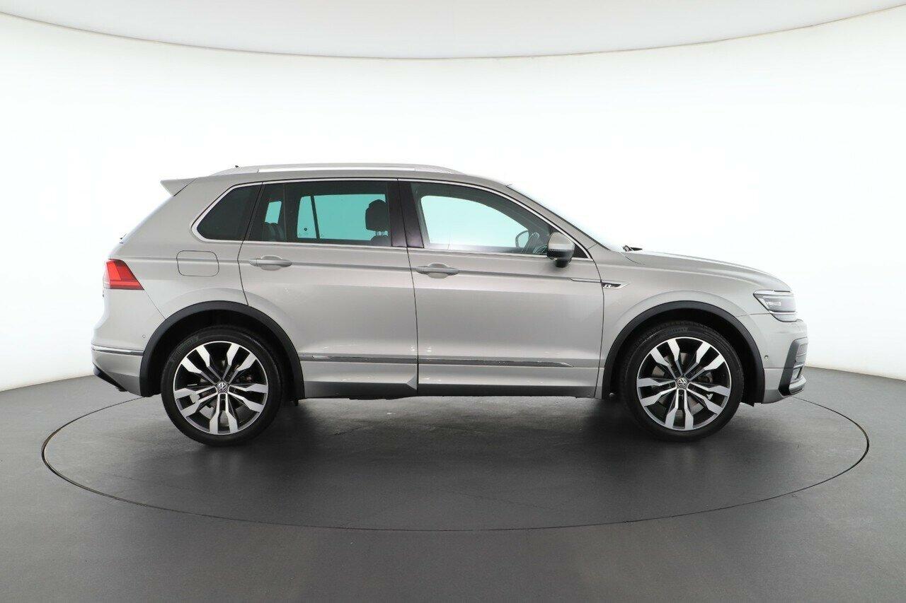 Volkswagen Tiguan image 2