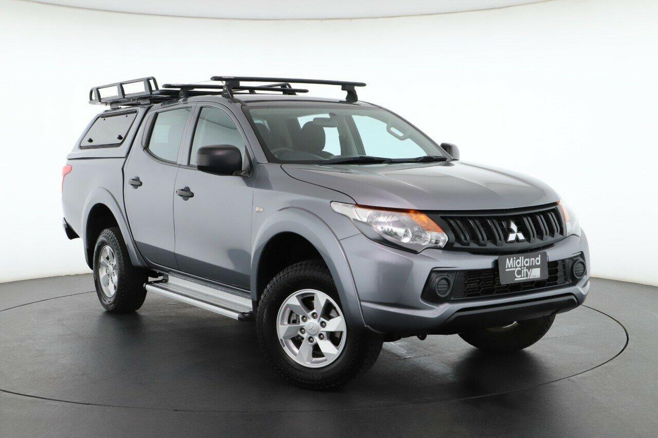 Mitsubishi Triton image 1