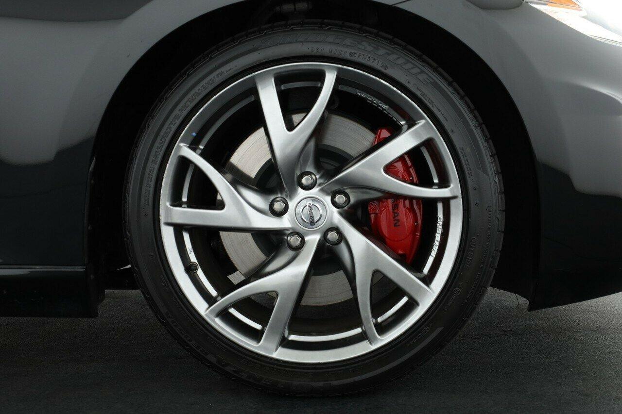 Nissan 370z image 3