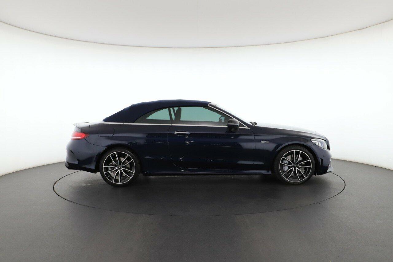 Mercedes Benz C-class image 4
