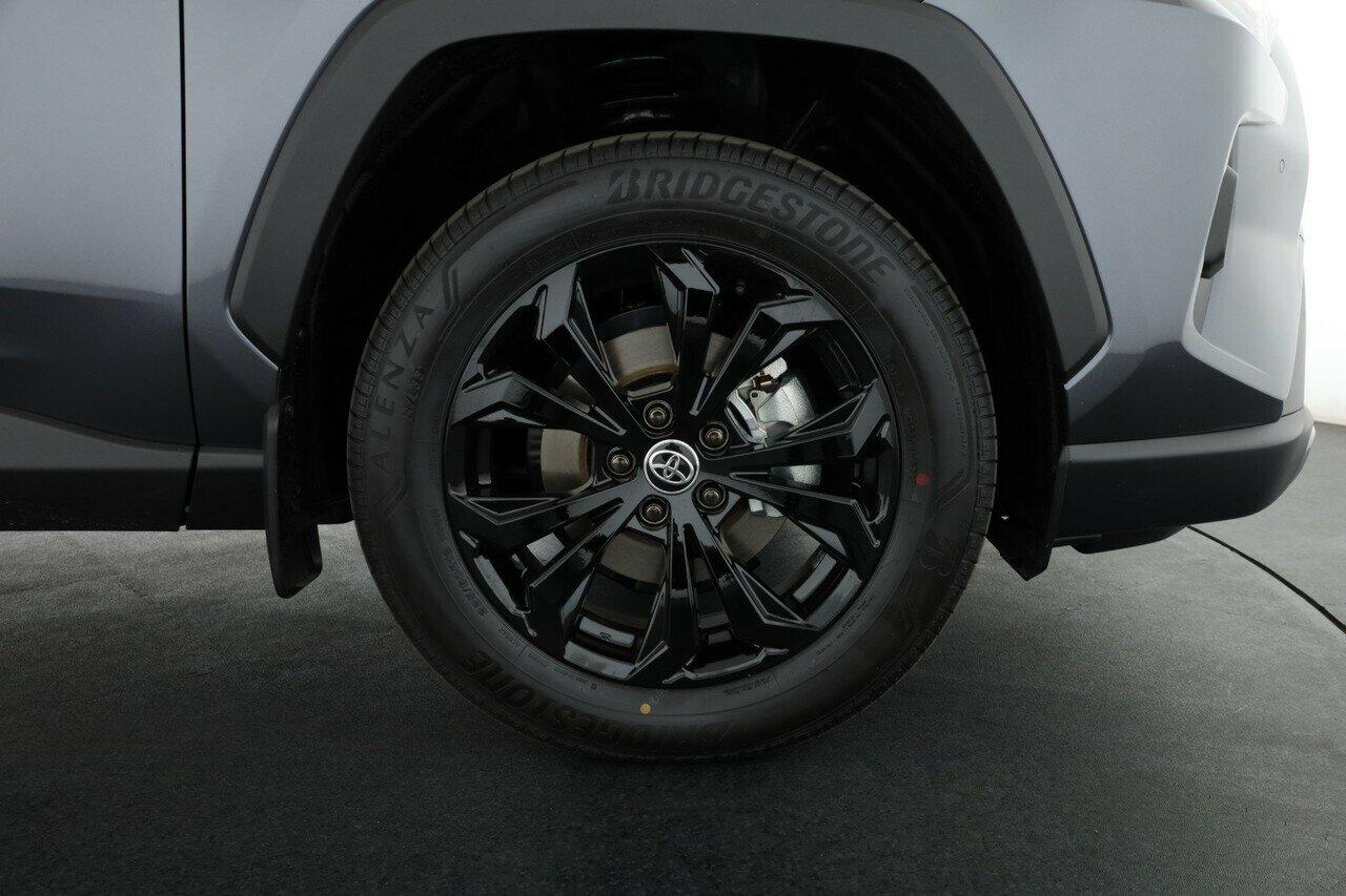 Toyota Rav4 image 4
