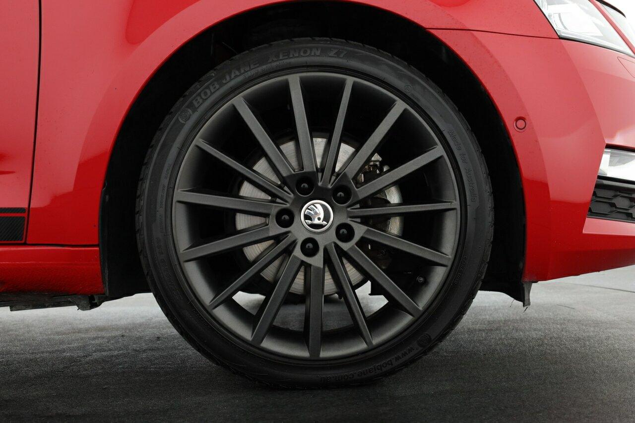 Skoda Octavia image 3