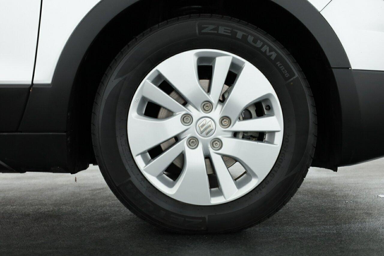 Suzuki S-cross image 4