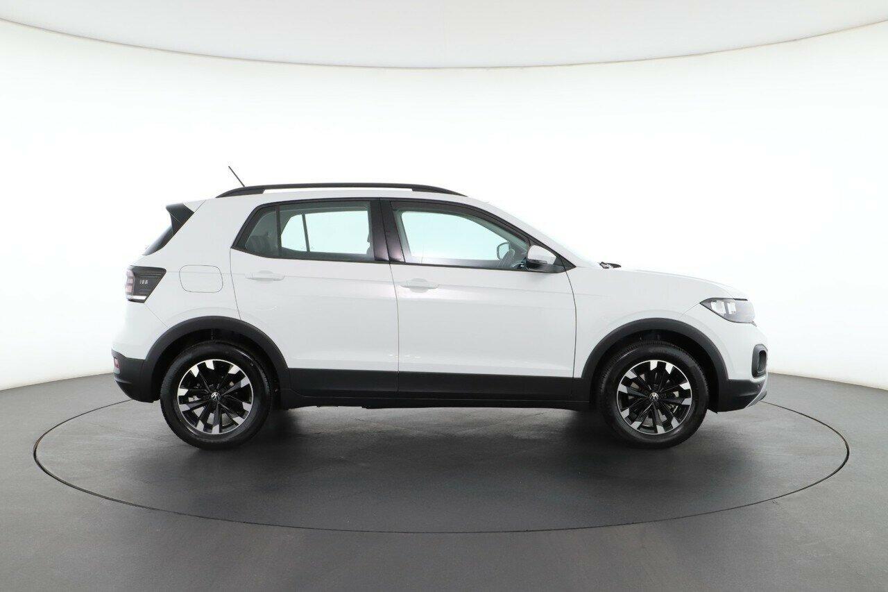 Volkswagen T-cross image 2