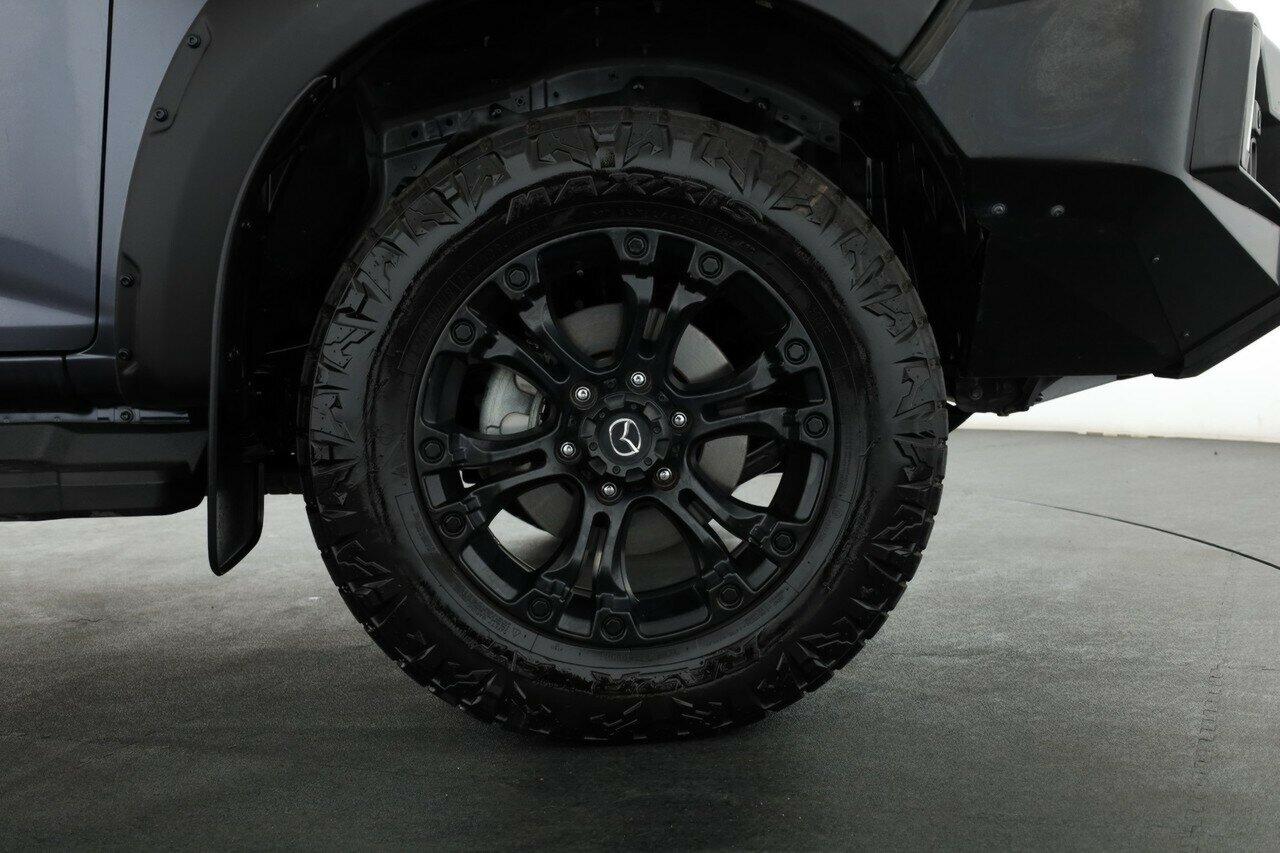 Mazda Bt-50 image 4