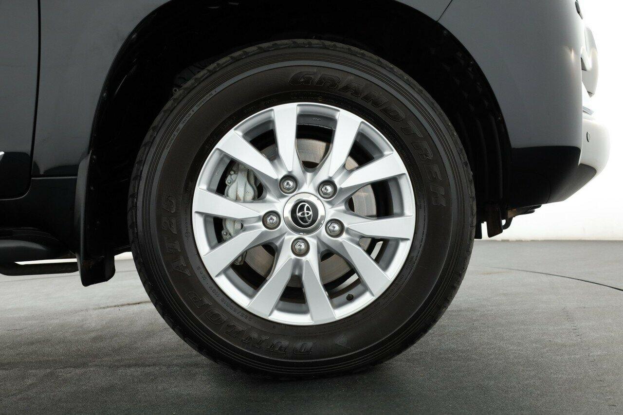 Toyota Landcruiser image 4