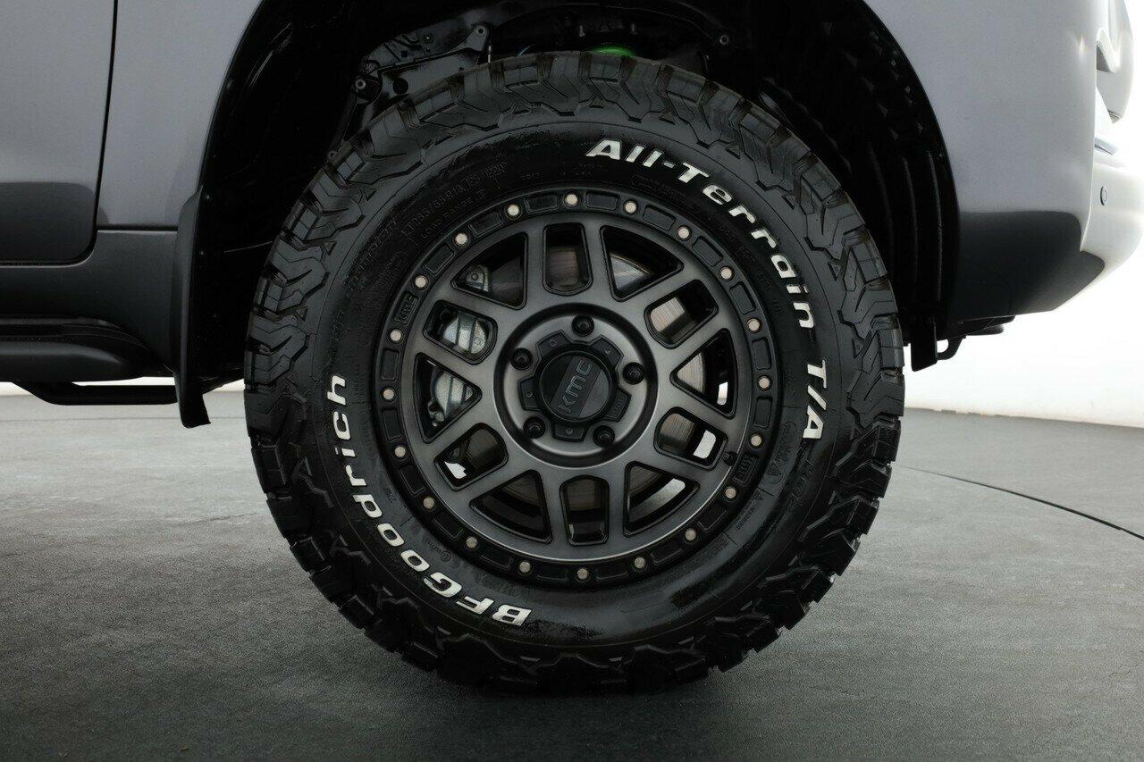 Toyota Landcruiser image 4