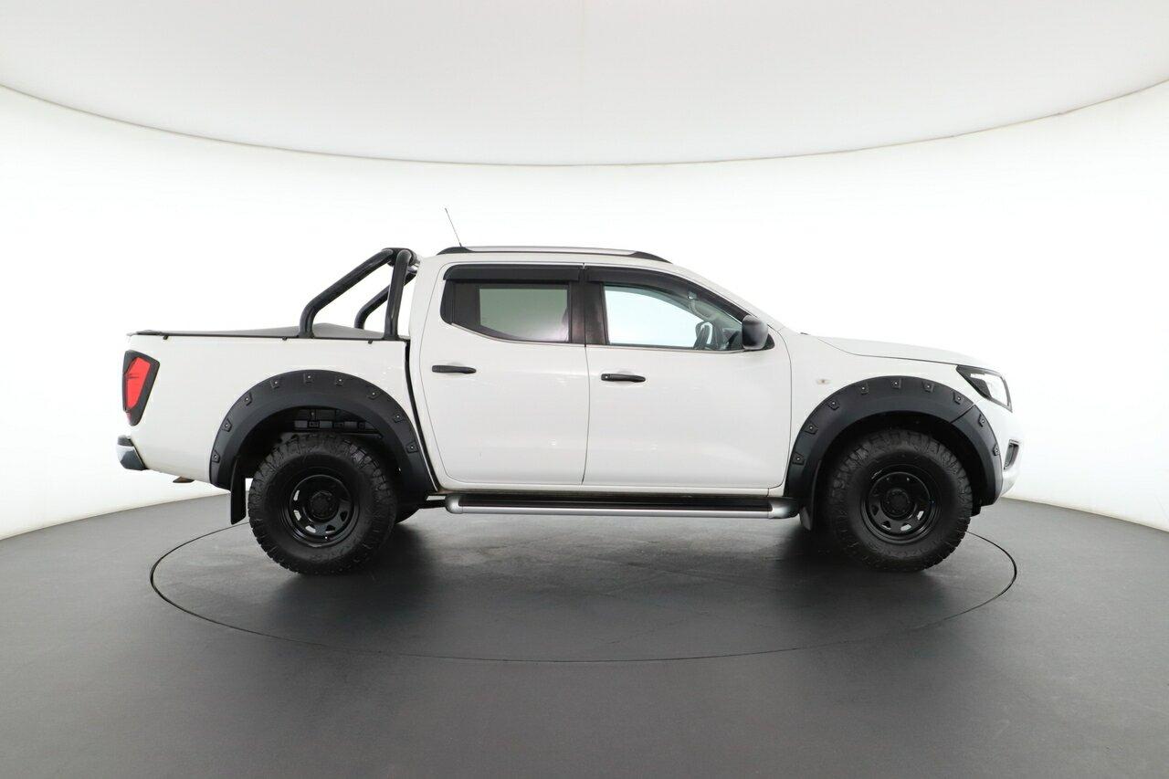Nissan Navara image 2