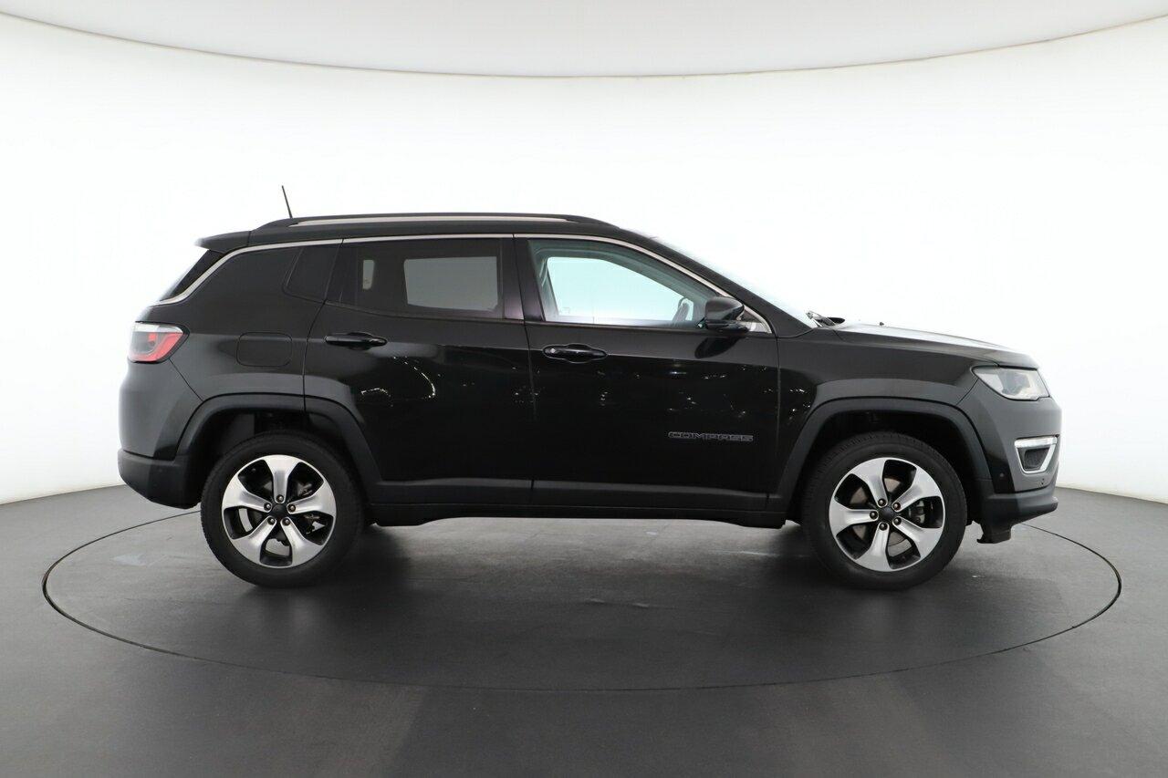 Jeep Compass image 2