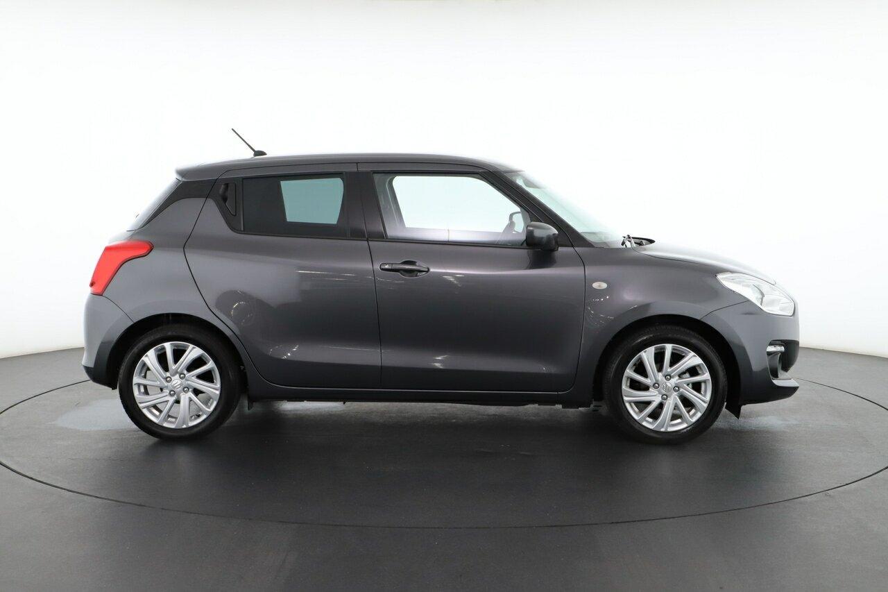 Suzuki Swift image 2