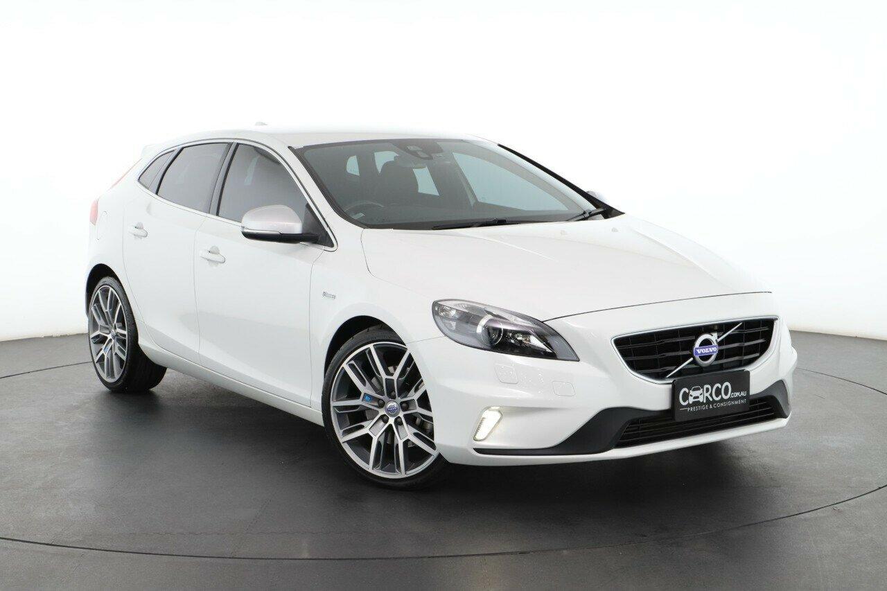 Volvo V40 image 1