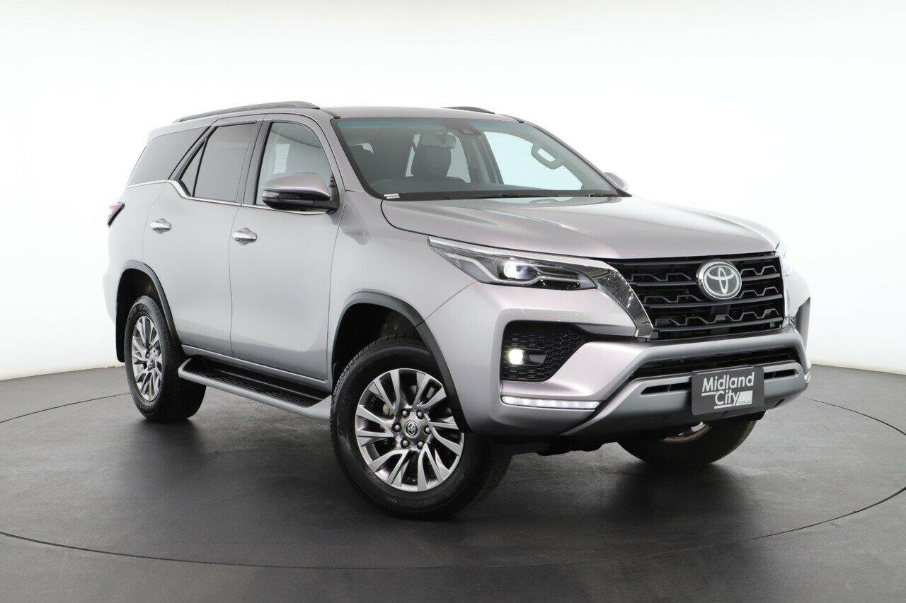 Toyota Fortuner image 1