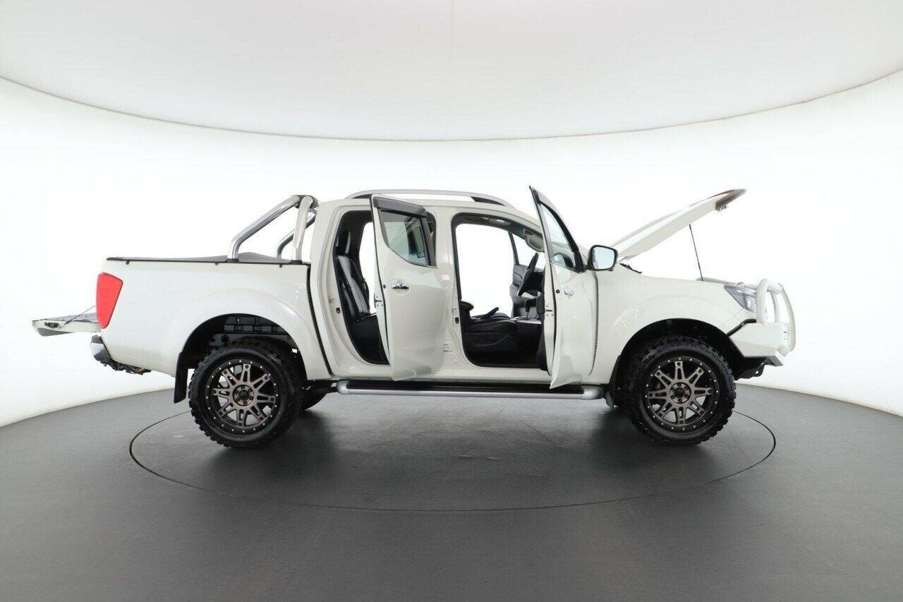 Nissan Navara image 4