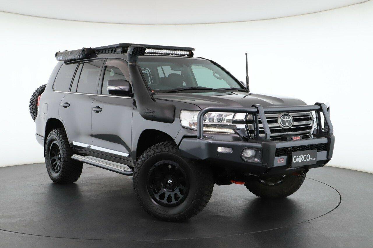 Toyota Landcruiser image 1