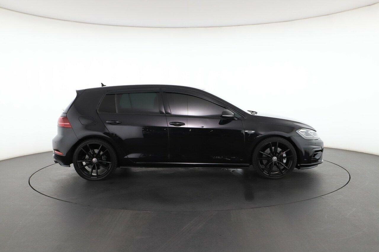 Volkswagen Golf image 3