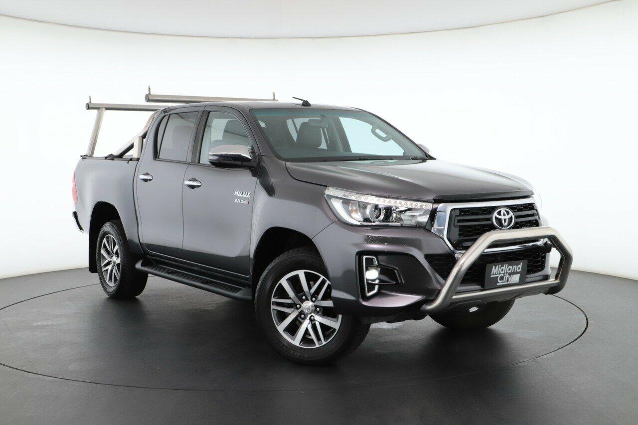 Toyota Hilux image 2