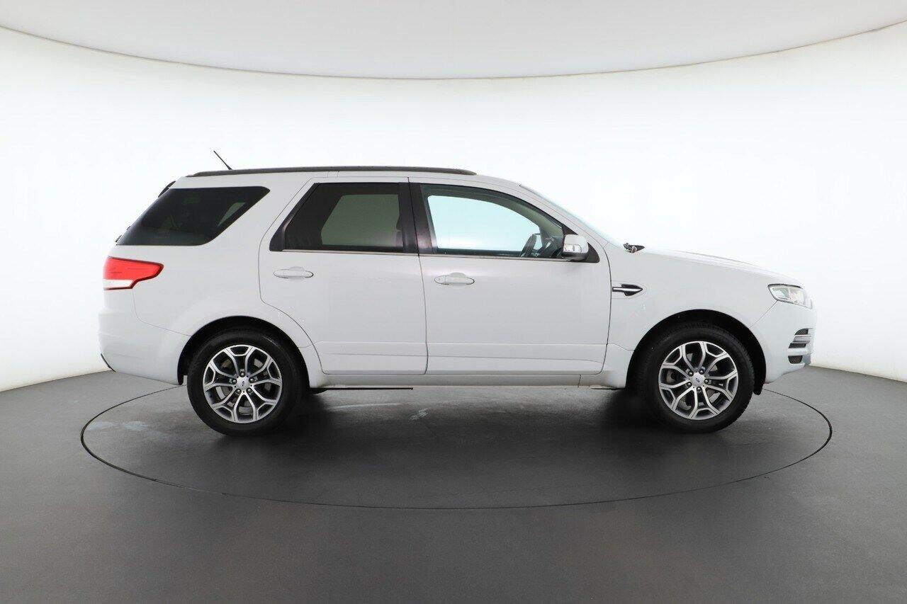 Ford Territory image 2