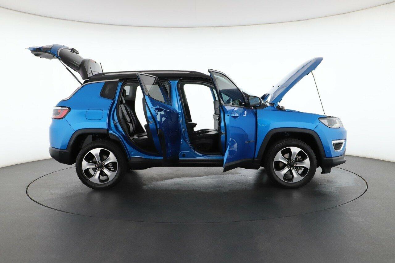 Jeep Compass image 2