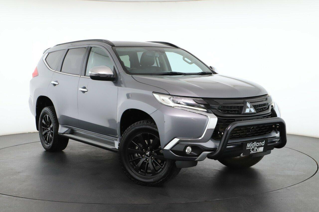 Mitsubishi Pajero Sport image 1