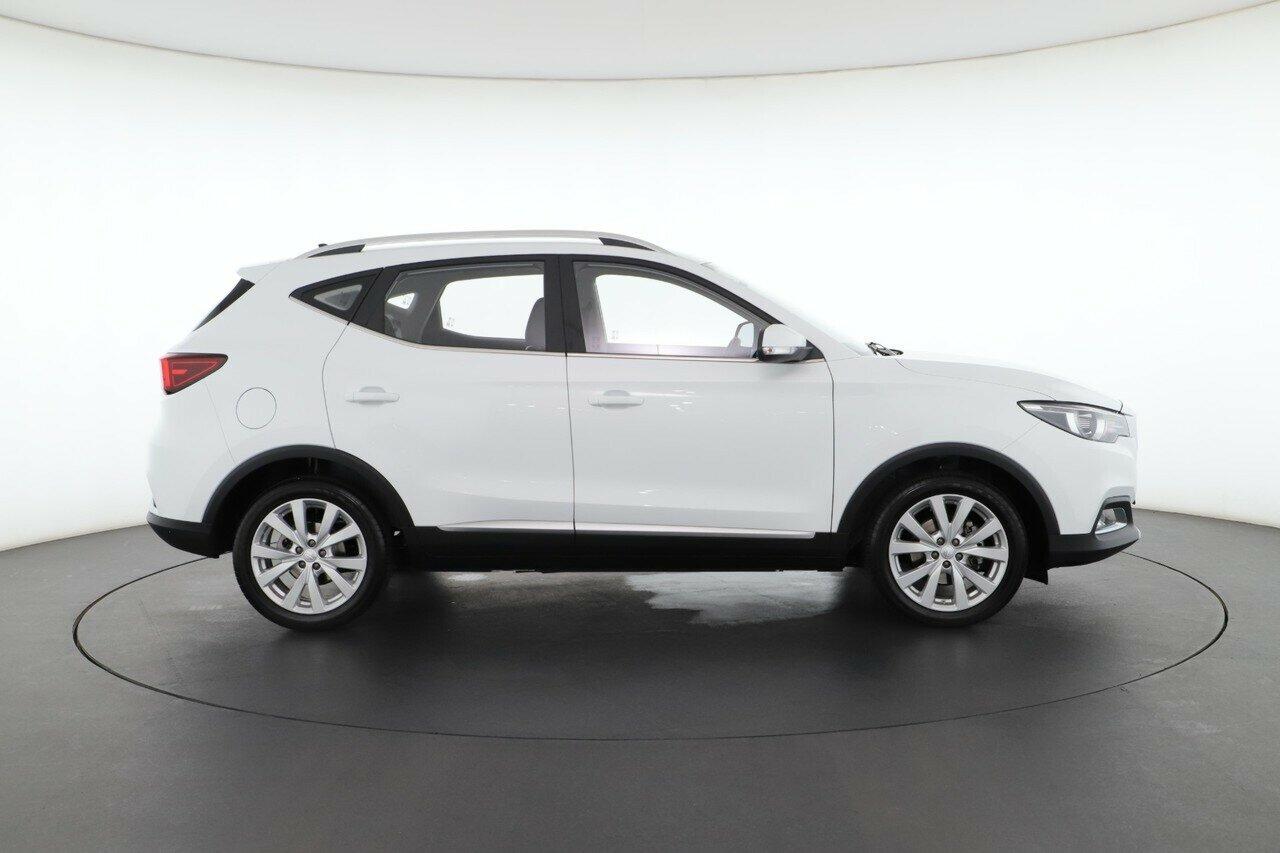MG Zs image 2