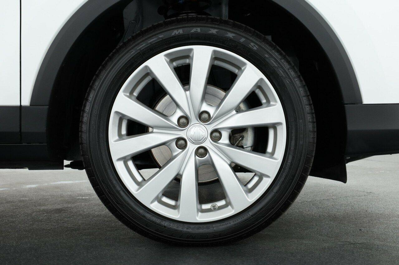 MG Zs image 3