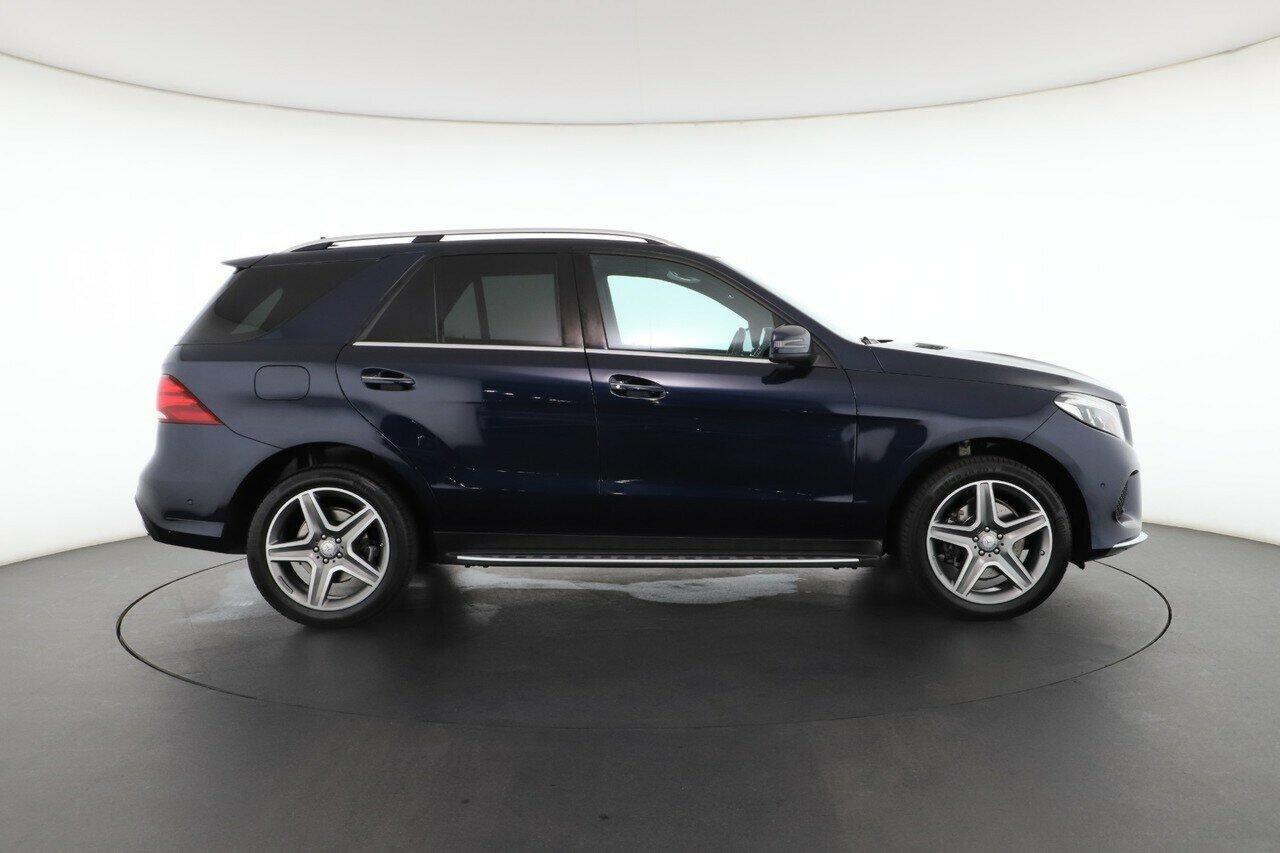 Mercedes Benz Gle-class image 2