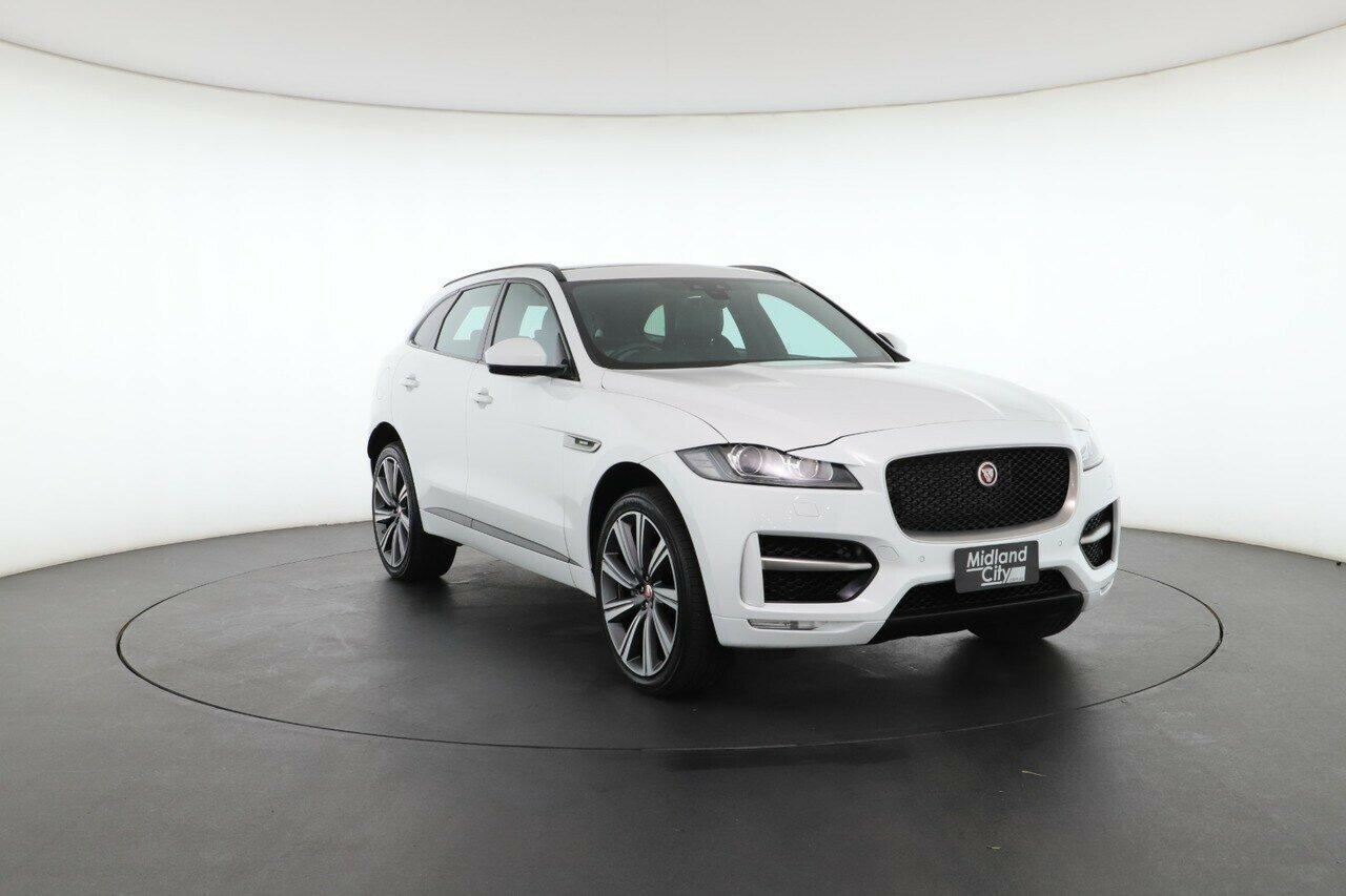 Jaguar F-pace image 4