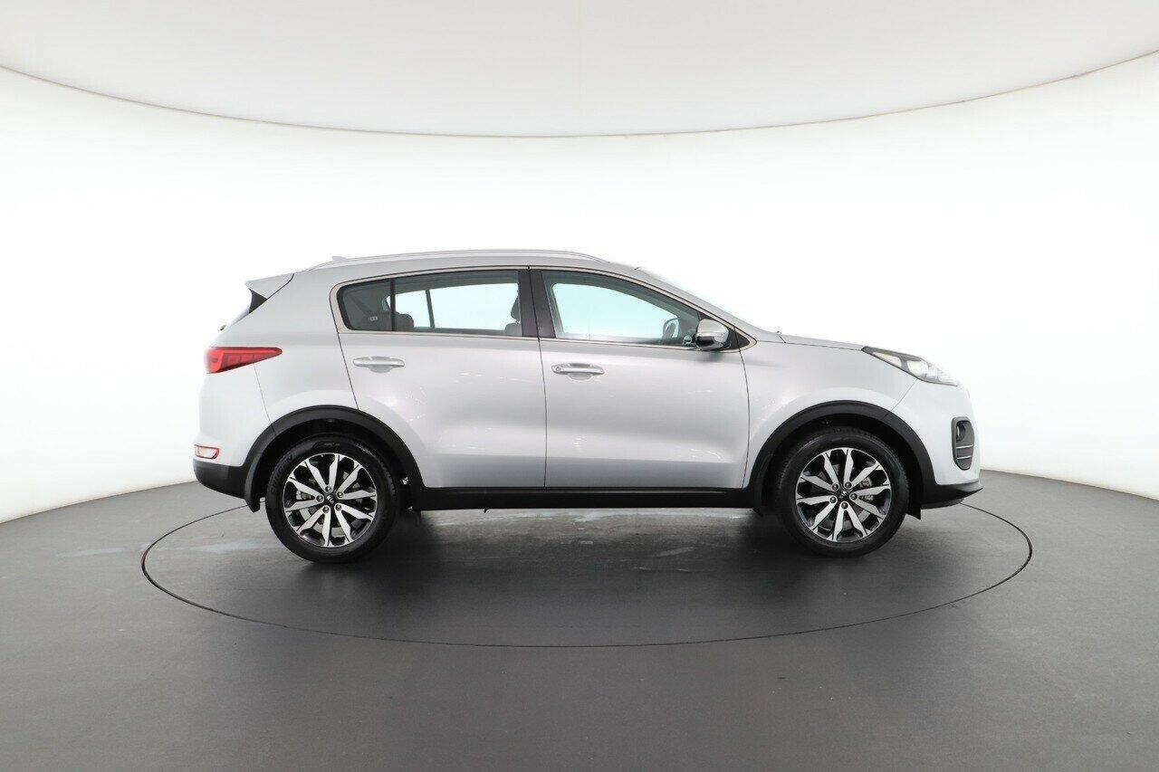 Kia Sportage image 2
