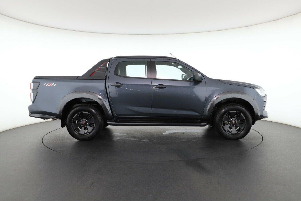 Isuzu D-max image 2