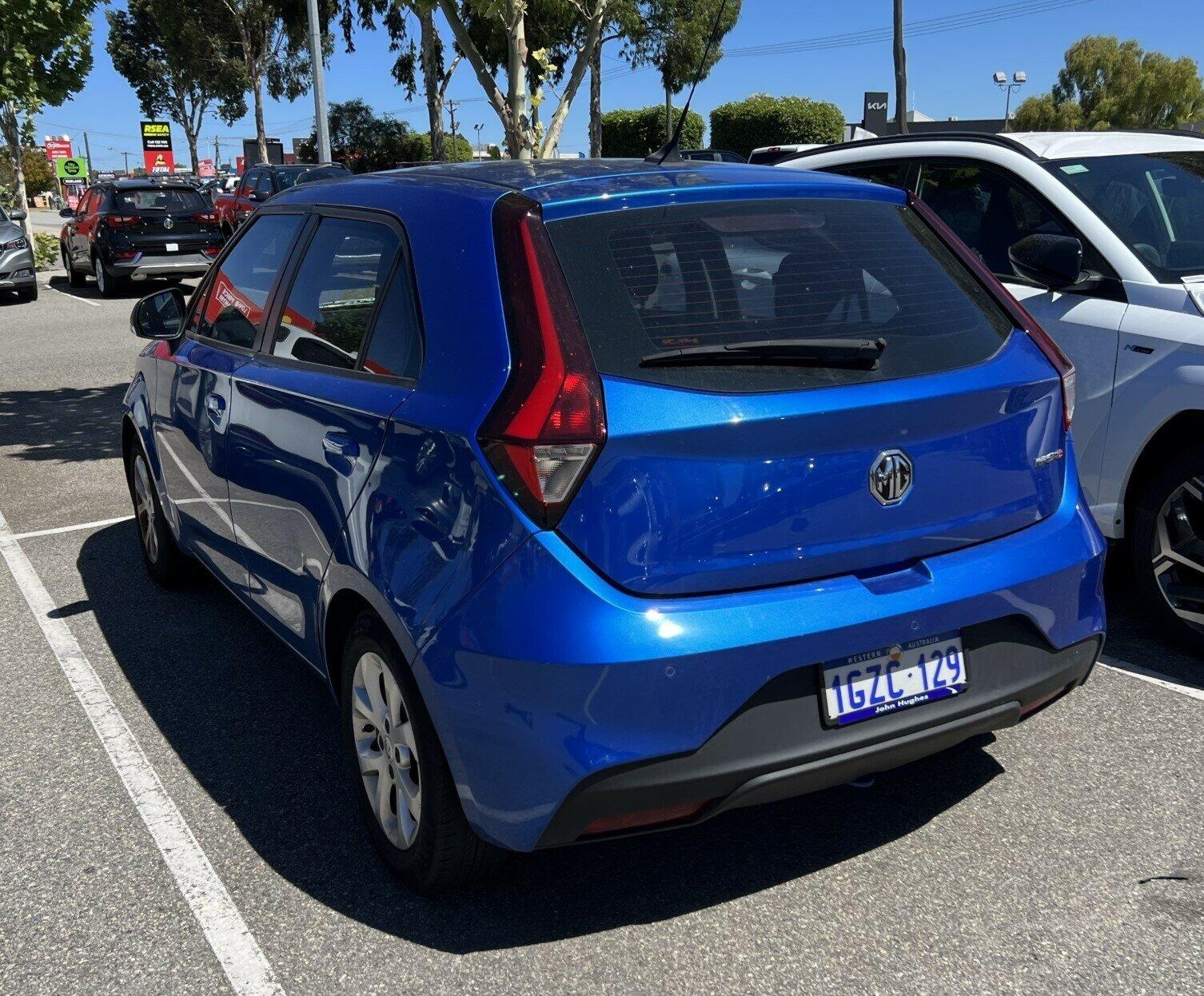 MG Mg3 image 3