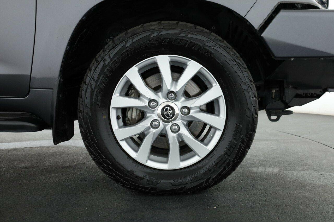 Toyota Landcruiser image 3