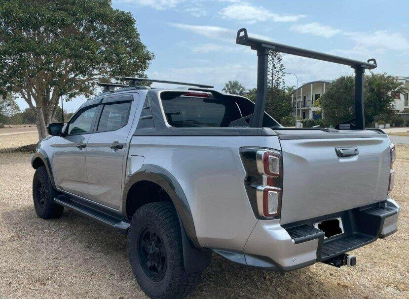 Isuzu D-max image 2