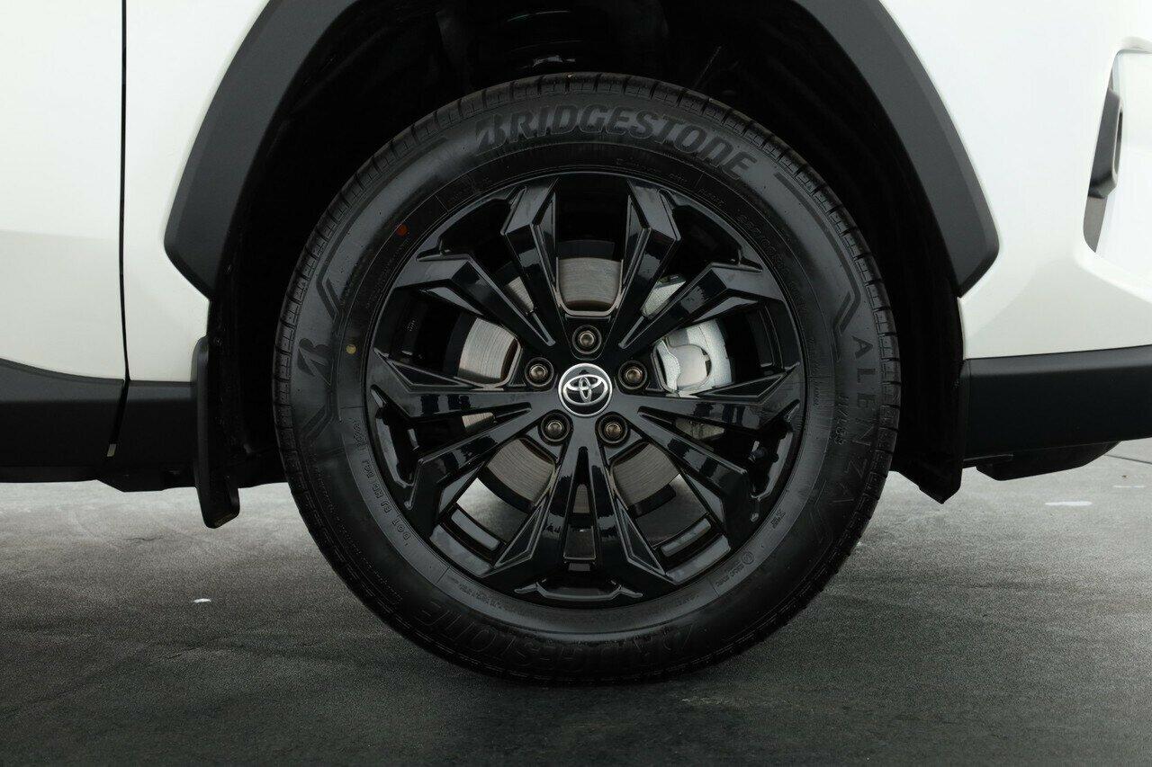 Toyota Rav4 image 3
