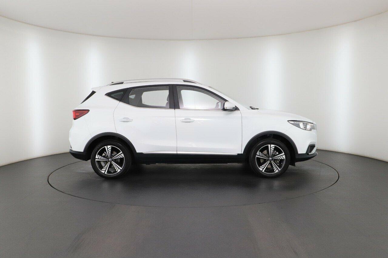 MG Zs Ev image 2