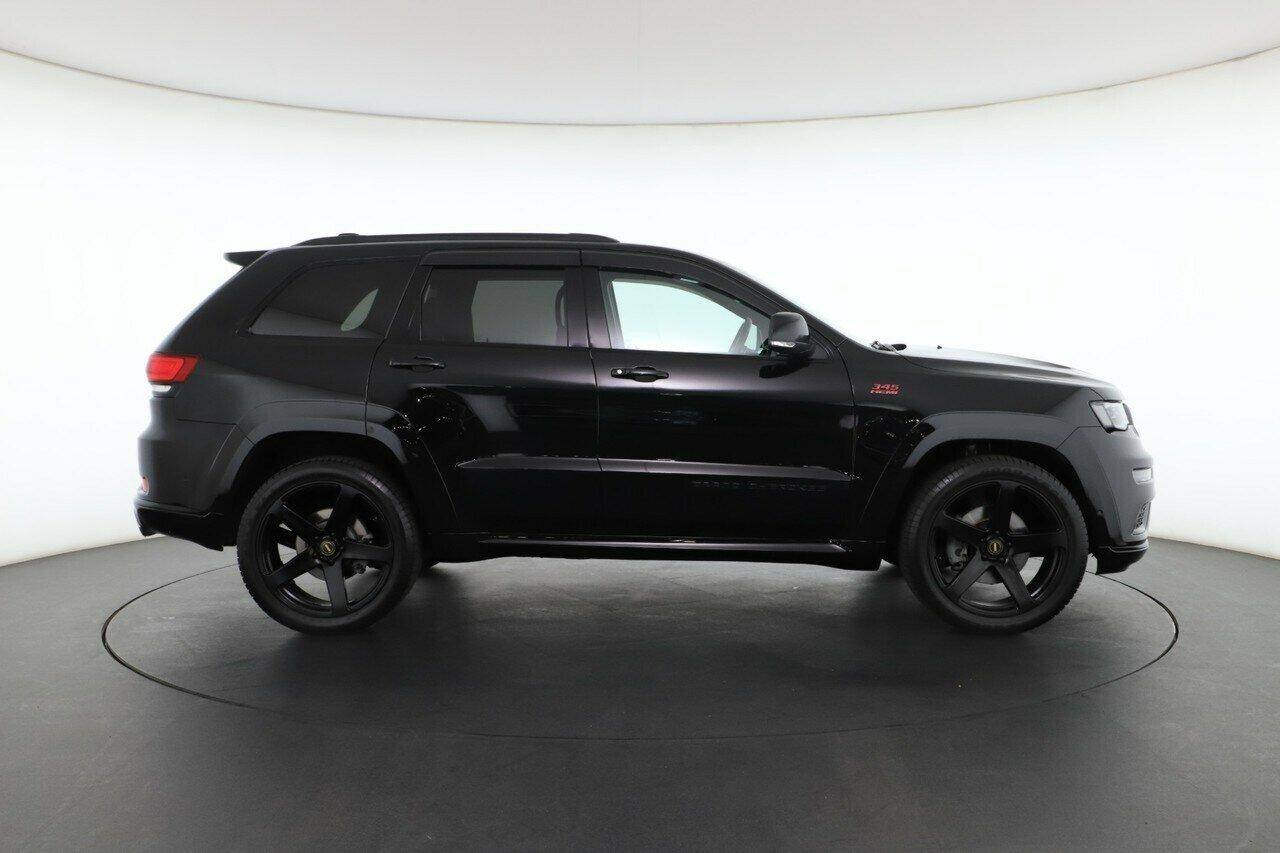Jeep Grand Cherokee image 3